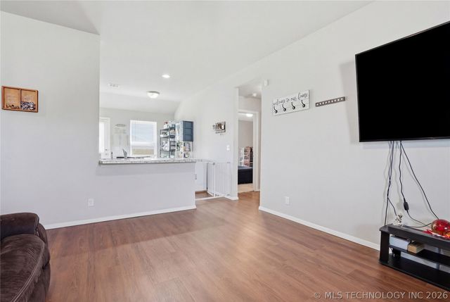 14205 N 73rd East Avenue, Collinsville, OK 74021