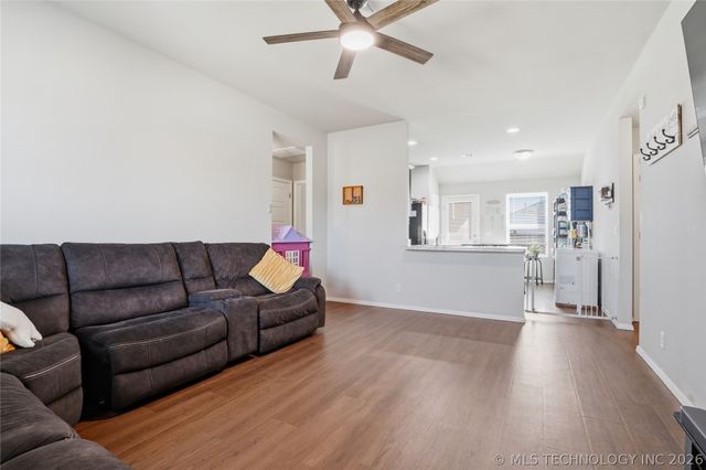 14205 N 73rd East Avenue, Collinsville, OK 74021