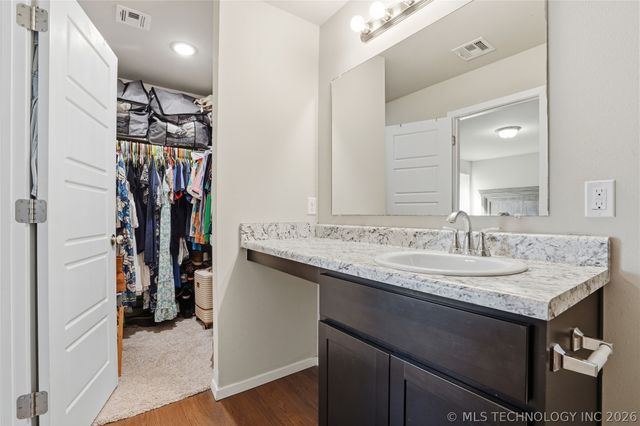 14205 N 73rd East Avenue, Collinsville, OK 74021