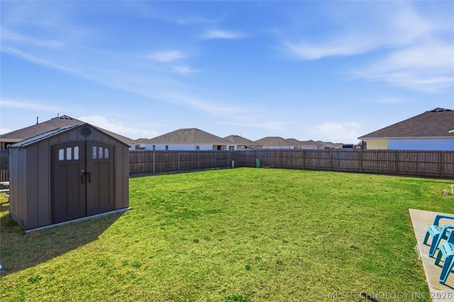 14205 N 73rd East Avenue, Collinsville, OK 74021