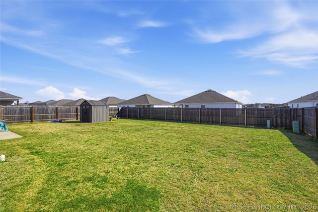 14205 N 73rd East Avenue, Collinsville, OK 74021