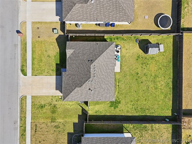 14205 N 73rd East Avenue, Collinsville, OK 74021