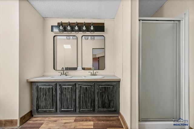 300 E MAIN ST, Hermosa, SD 57744