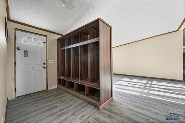 300 E MAIN ST, Hermosa, SD 57744