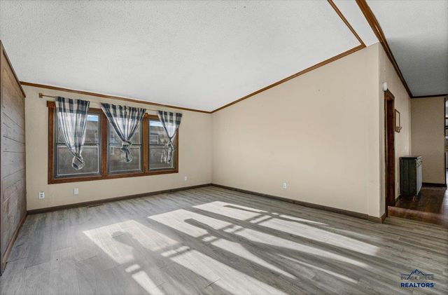300 E MAIN ST, Hermosa, SD 57744