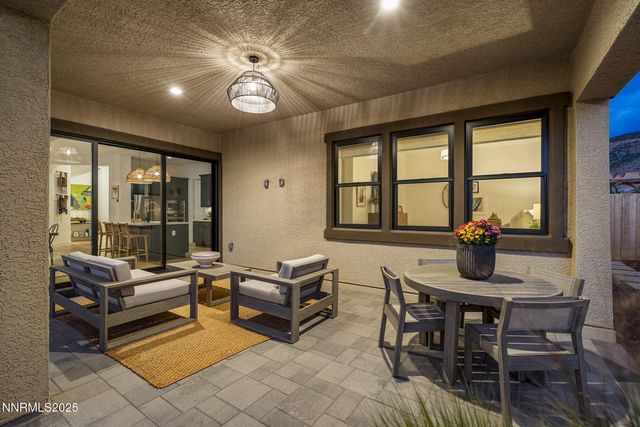 2712 Copper Flats Drive, Reno, NV 89521