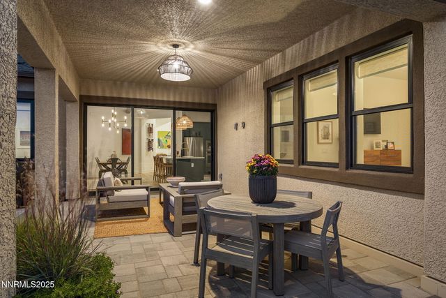 2712 Copper Flats Drive, Reno, NV 89521