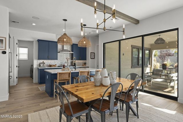 2712 Copper Flats Drive, Reno, NV 89521