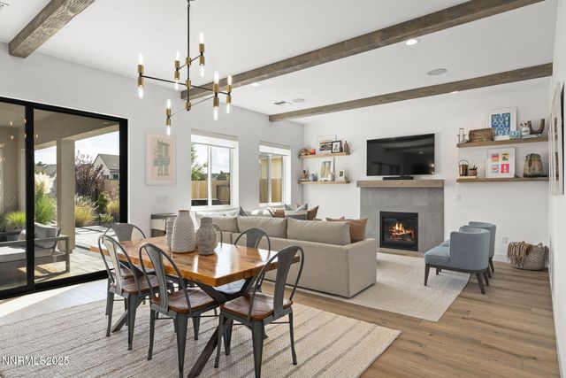 2712 Copper Flats Drive, Reno, NV 89521