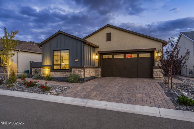 2712 Copper Flats Drive, Reno, NV 89521