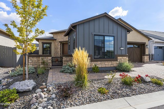 2712 Copper Flats Drive, Reno, NV 89521