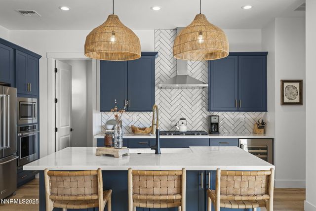 2712 Copper Flats Drive, Reno, NV 89521