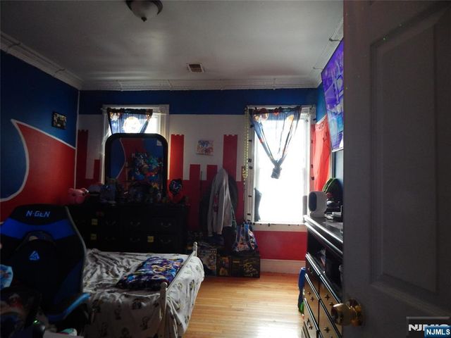 615 Harrison Avenue, Harrison, NJ 07029