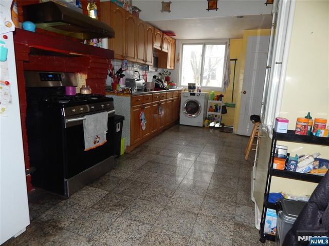 615 Harrison Avenue, Harrison, NJ 07029