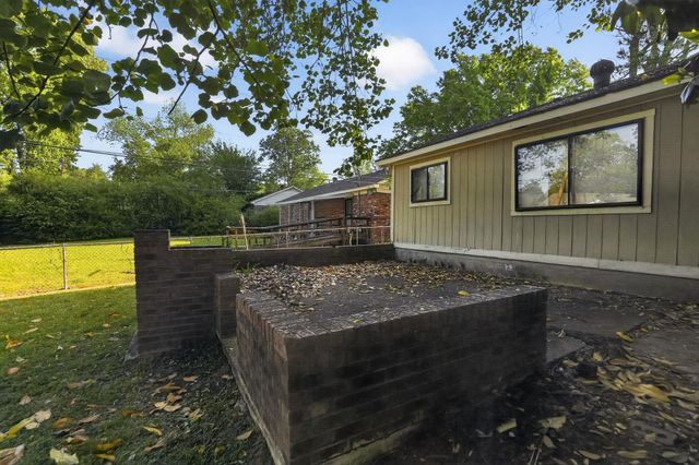 3929 PIPPIN ST, Memphis, TN 38128