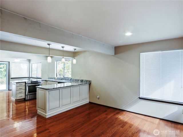 23920 SE 371 Street, Enumclaw, WA 98022