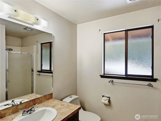 23920 SE 371 Street, Enumclaw, WA 98022