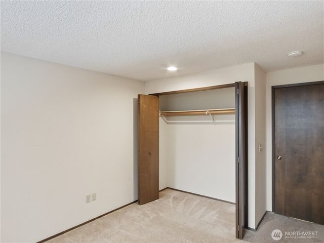 23920 SE 371 Street, Enumclaw, WA 98022