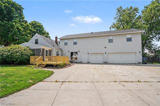 2590 21st Street, Cuyahoga Falls, OH 44223