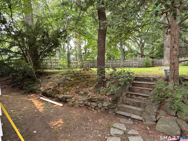 95 Hemlock Road, New Haven, CT 06511