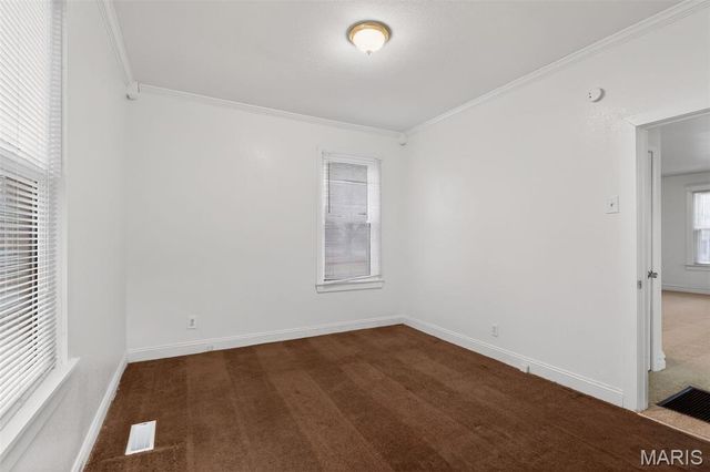 7724 Trenton Avenue, University City, MO 63130