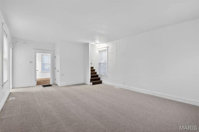 7724 Trenton Avenue, University City, MO 63130