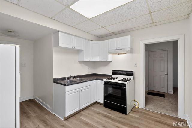 7724 Trenton Avenue, University City, MO 63130