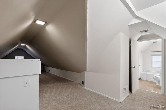 7724 Trenton Avenue, University City, MO 63130