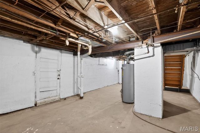 7724 Trenton Avenue, University City, MO 63130