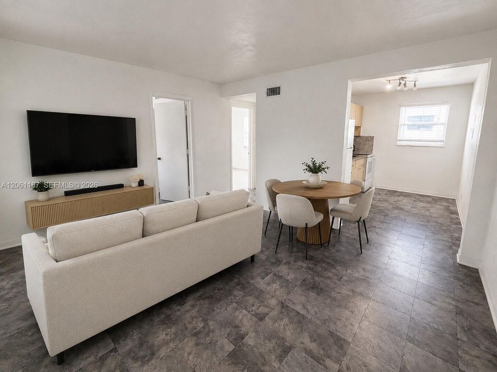 739 SW 9th Street 4, Miami, FL 33130