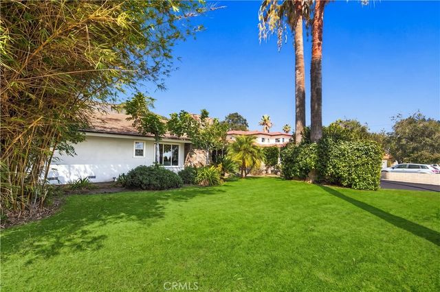 19017 E Leadora, Glendora, CA 91741