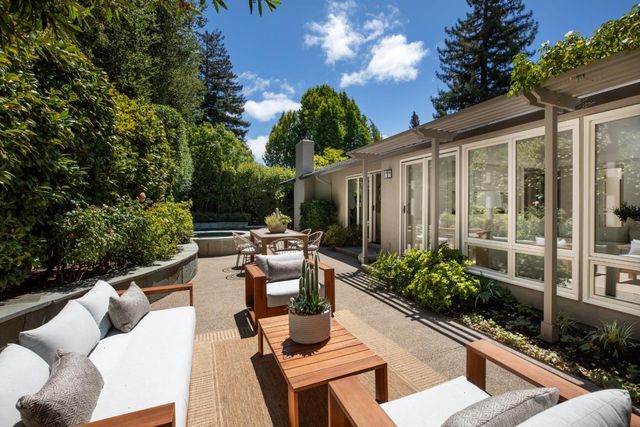 1919 Barbara Drive, Palo Alto, CA 94303