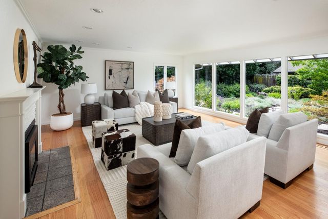 1919 Barbara Drive, Palo Alto, CA 94303