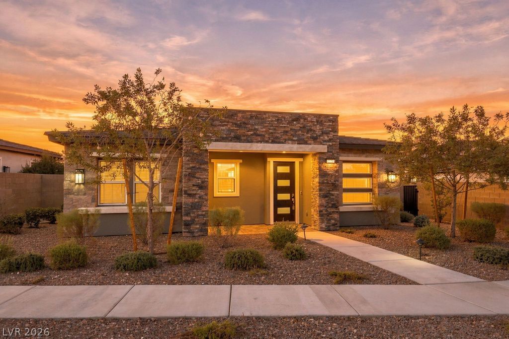 929 Silverfir Court, Las Vegas, NV 89138 — exterior
