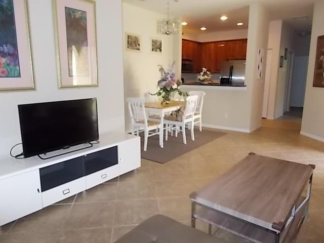 1551 SE Wilshire Place 101, Stuart, FL 34994