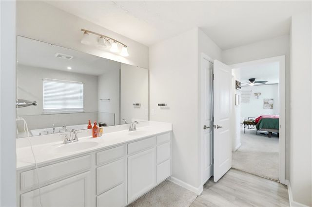 9031 Lakeside Street, Tipp City, OH 45371