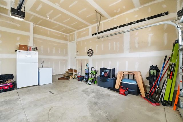 9031 Lakeside Street, Tipp City, OH 45371