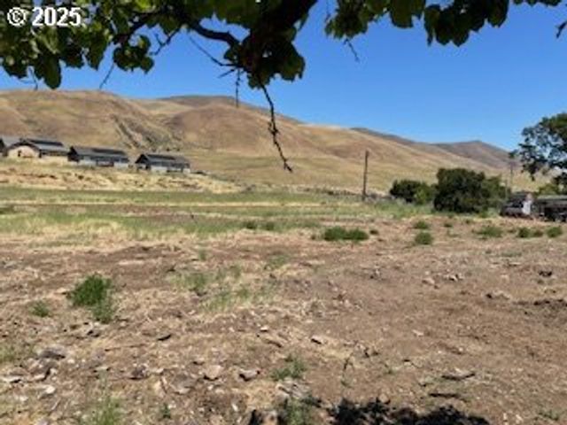 9251 STATE ROUTE 14, Wishram, WA 98673