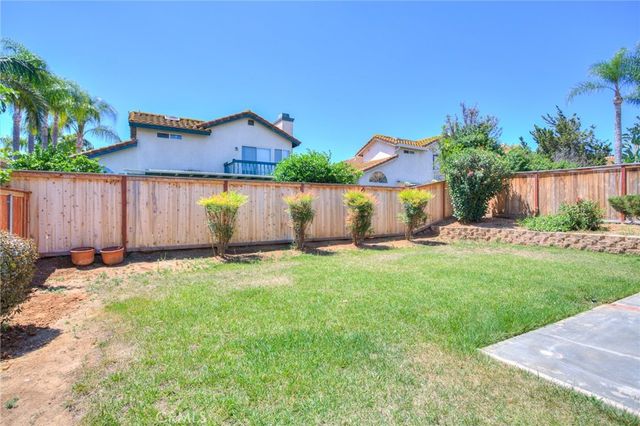 2154 Saddleback, Corona, CA 92879