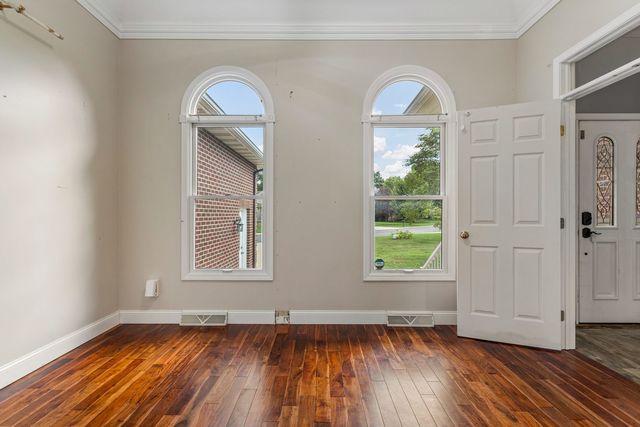 1511 River Bluff Court, Mahomet, IL 61853