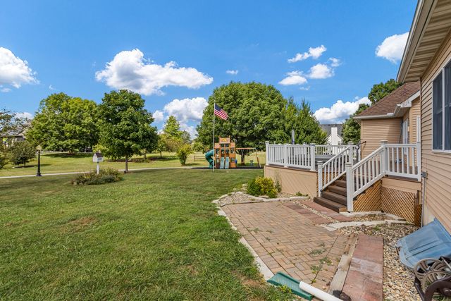 1511 River Bluff Court, Mahomet, IL 61853