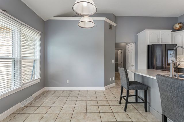 1511 River Bluff Court, Mahomet, IL 61853