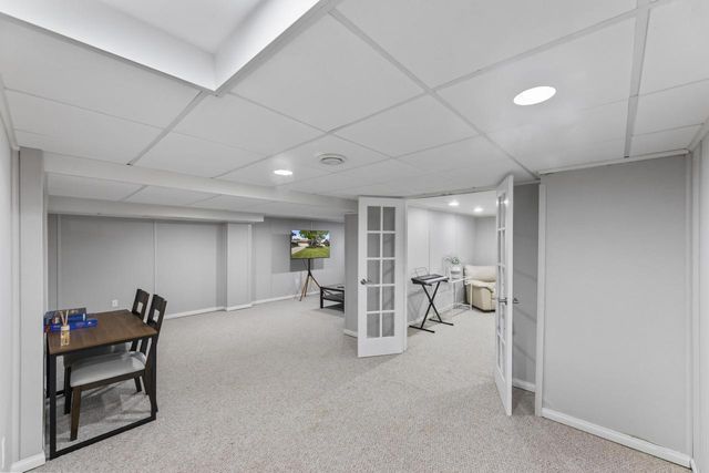 4135 S Regal Manor COURT, New Berlin, WI 53151