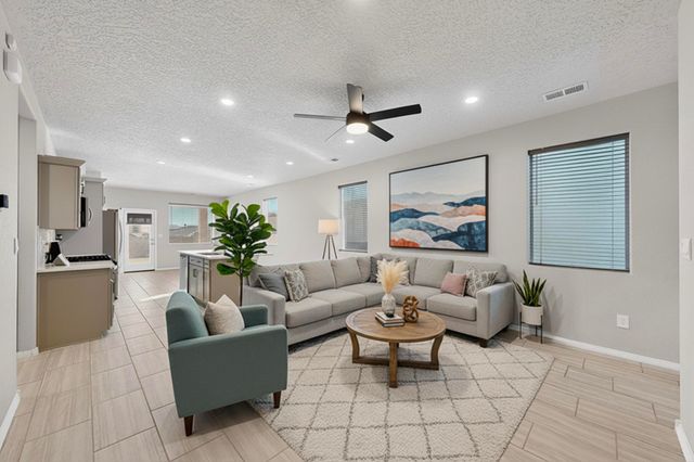 3198 Kunzita Street SE, Rio Rancho, NM 87124