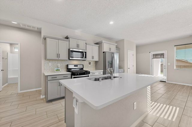 3198 Kunzita Street SE, Rio Rancho, NM 87124