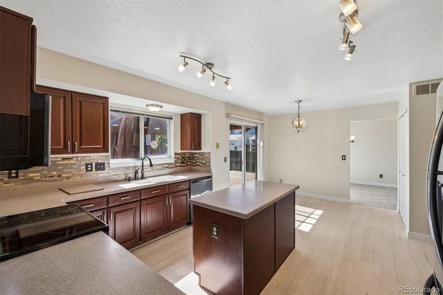 3892 Seramonte Drive, Highlands Ranch, CO 80129
