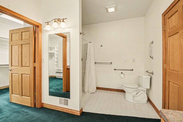 970 W Blueridge Drive, Sanford, MI 48657