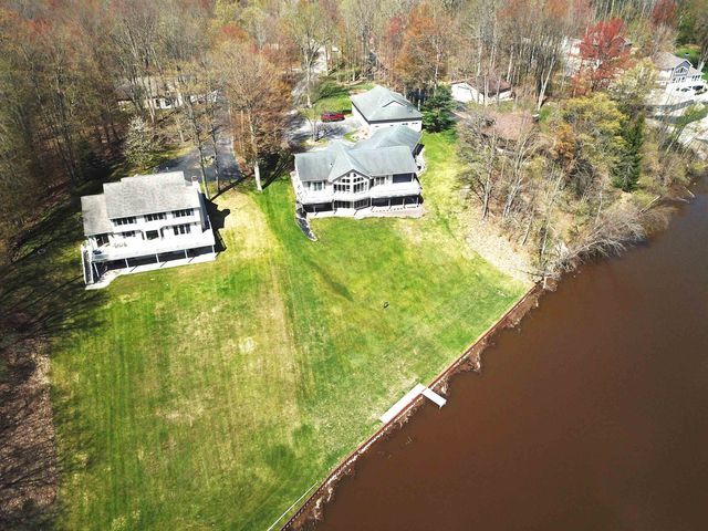 970 W Blueridge Drive, Sanford, MI 48657