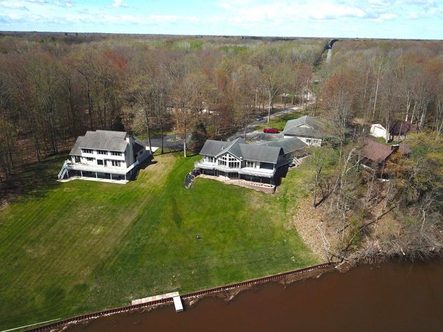 970 W Blueridge Drive, Sanford, MI 48657