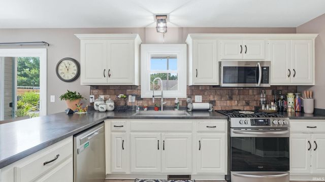 2051 Archangel, Huntington, IN 46750